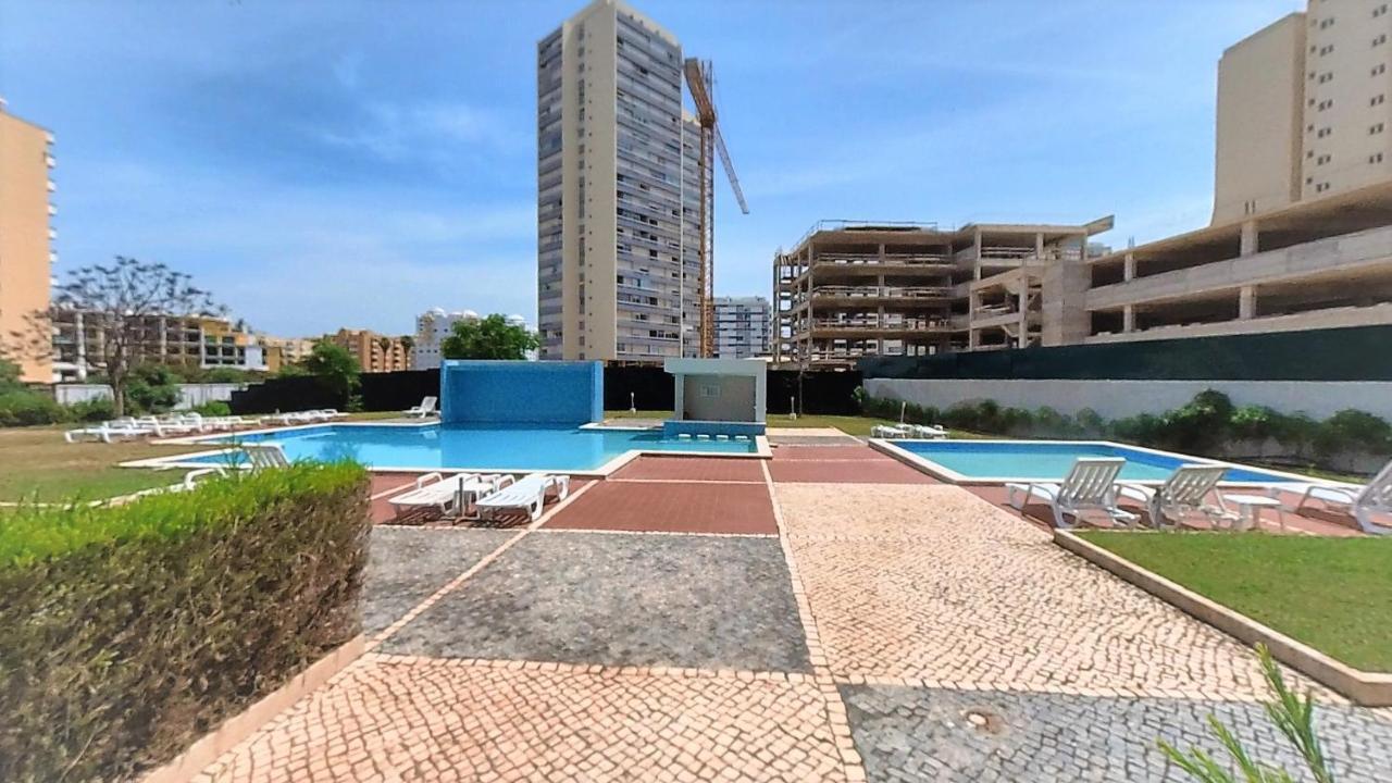 Apartamentos Turisticos Rocha Tower 4 Portimão Exterior photo