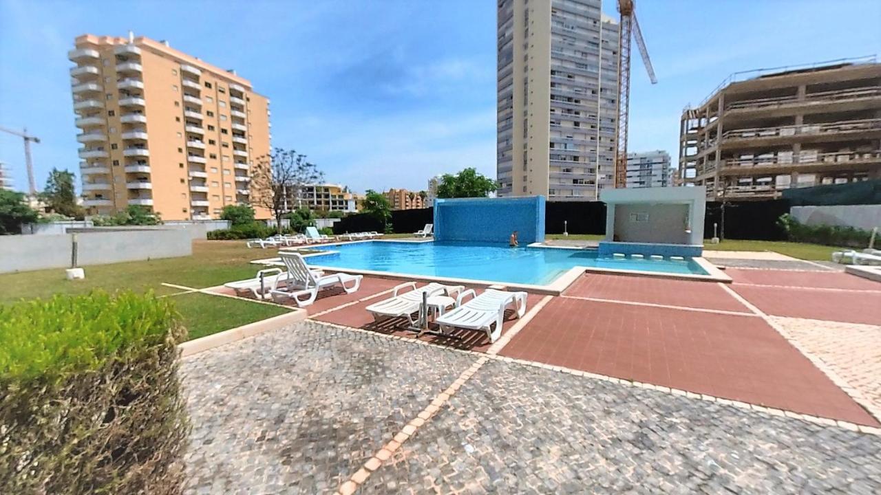 Apartamentos Turisticos Rocha Tower 4 Portimão Exterior photo