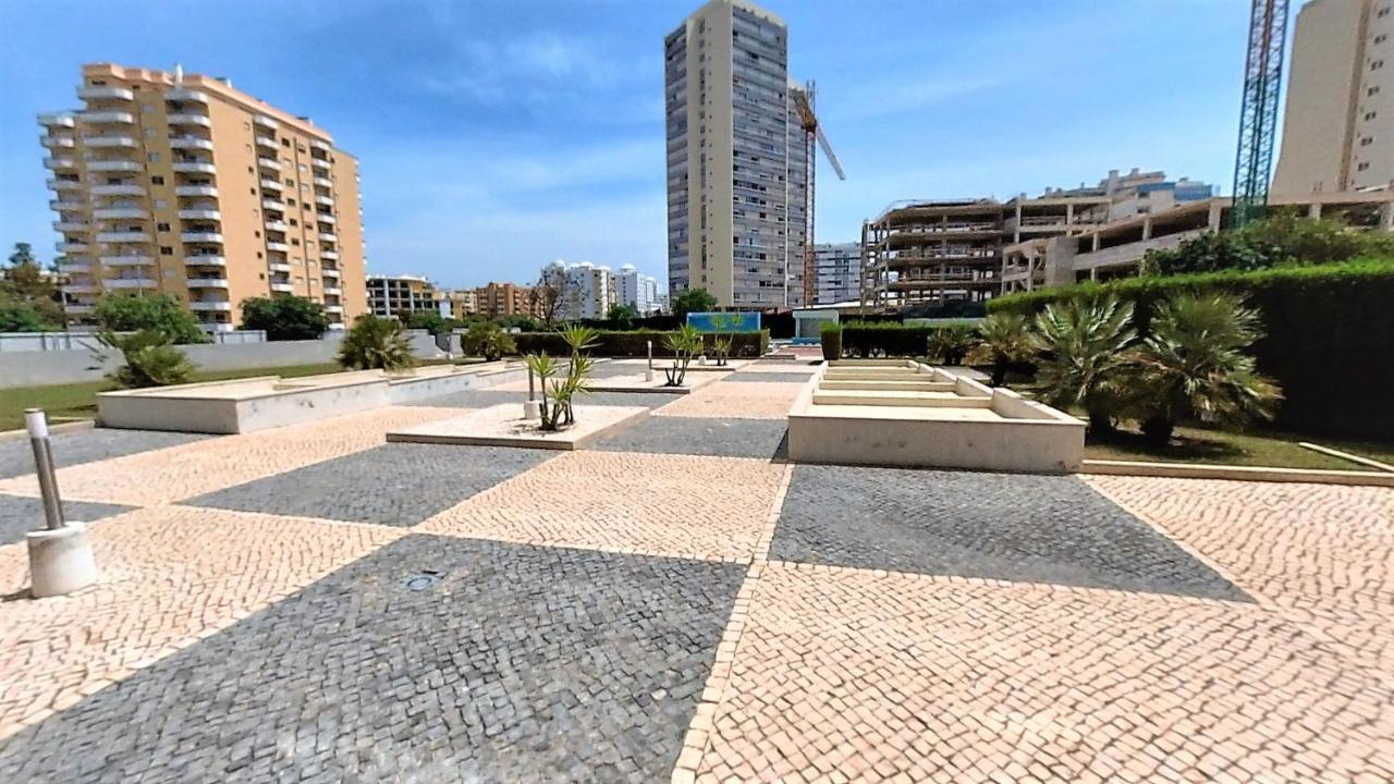 Apartamentos Turisticos Rocha Tower 4 Portimão Exterior photo